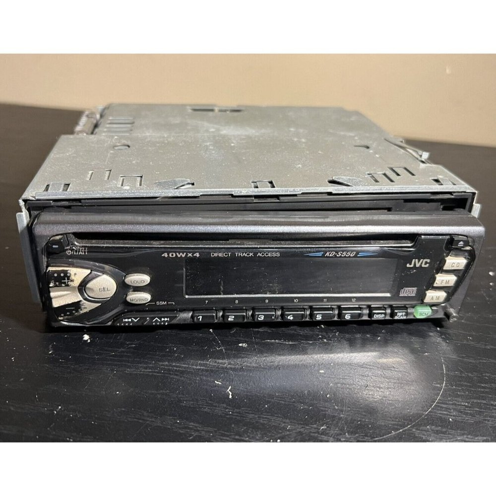 - UNTESTED - JVC KD-S550  CD Receiver w/ Removable Face Plate & Mounting Sleeve